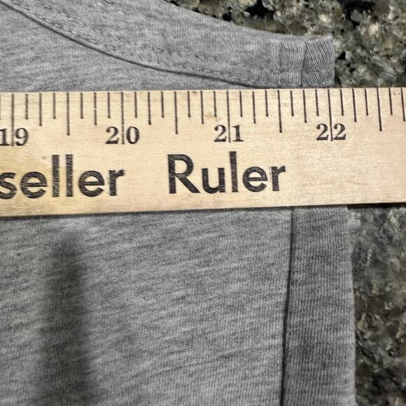 Nike Dri-FIT Tank Top Shirt Women Large Gray The Nike Tee Oversize STAIN - Picture 7 of 9